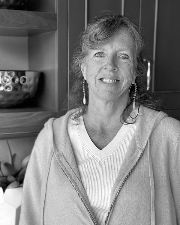 lois-white, designer at Schroll Cabinets